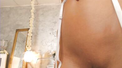 MolyStone - Porn Video [Bongacams]: engaging host, anal play, voluptuous décolletage