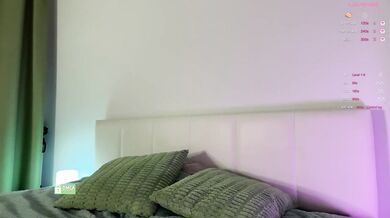 EmmSee - Porn Video [Bongacams]: luscious cleavage, elegant buttocks, hard pvt