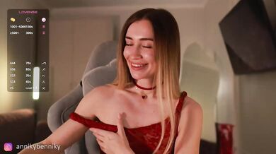 Coconutkitty - Porn Video [Bongacams]: quivering passion, creamy show, ravishing temptress