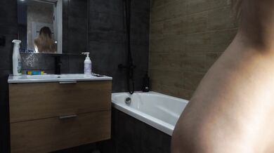 norakisses - Porn Video [Bongacams]: radiant beauty, enthusiastic streamer, alluring backside