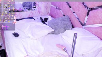 AriaNova_ - Porn Video [Cam4]: energetic streamer, webcam replay, perfectly shaped booty