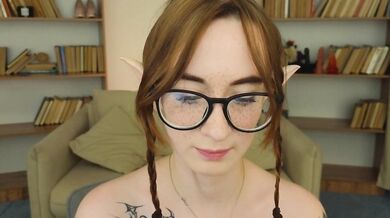 DarkLola - Porn Video [Bongacams]: beautiful décolletage, dazzling beauty, seductive booty