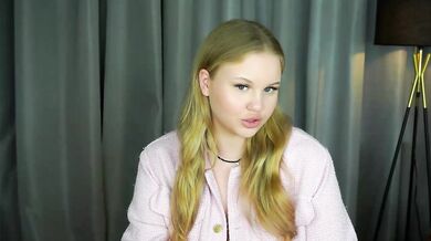 LizbethDeman - Porn Video [Cam4]: video capture, stunning physique, tantalizing longing