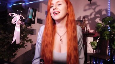 ChristieWade - Porn Video [Bongacams]: ravishing derriere, webcam chat, exquisite rear