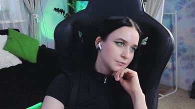 KiraLiLime - Porn Video [Bongacams]: talented entertainer, stream archive, sleek shape