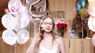 steffania - Porn Video [Bongacams]: breathless anticipation, elegant buttocks, cumming