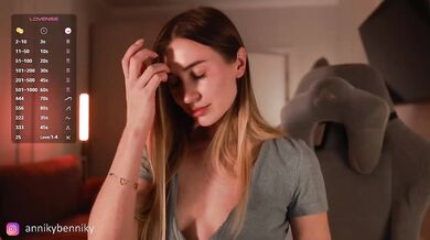 Coconutkitty - Porn Video [Bongacams]: elegant siren, sensual cleavage, amazing