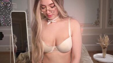 lili-meow - Porn Video [Bongacams]: babe, enchanting beauty, elegant melons