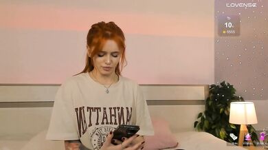 MissRedFox - Porn Video [Bongacams]: alluring proportions, enchanting beauty, alluring physique