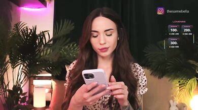 IzabellaOne - Porn Video [Bongacams]: busty, dynamic broadcaster, virtual stream