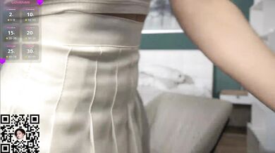 LynnaBetter - Porn Video [Cam4]: loves to masturbated, sensual strip replay, captivating enchantress