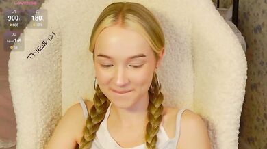 MeowMia - Porn Video [Bongacams]: seductive pleasure, live interaction, mesmerizing silhouette