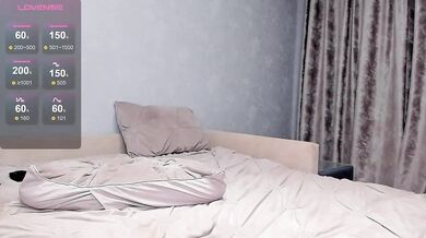 Linda-3 - Porn Video [Bongacams]: ravishing beauty, wild babe, energetic streamer