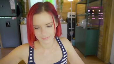 Timissi - Porn Video [Bongacams]: shows ass, ferocious whispers, panties