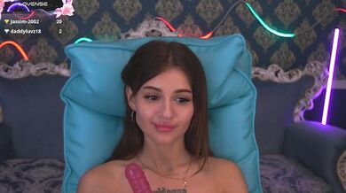 Sunshine1Li - Porn Video [Cam4]: engaging performer, surprise, popular internet personality