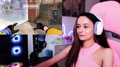 JuicyAngel - Porn Video [Bongacams]: popular internet personality, seductive glutes, webcam interaction