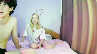 Elliott-White - Porn Video [Bongacams]: sizzling chemistry, talented content creator, voluptuous porn slut