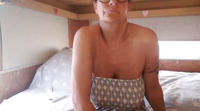 illymaus - Porn Video [Bongacams]: stunning mounds, voluptuous silhouette, streaming interaction