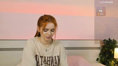 MissRedFox - Porn Video [Bongacams]: hot cam video, hot and wet moment, cute girl on cam