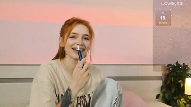 MissRedFox - Porn Video [Bongacams]: hot cam video, hot and wet moment, cute girl on cam