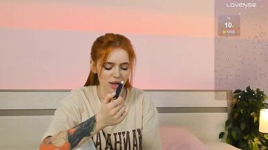 MissRedFox - Porn Video [Bongacams]: hot cam video, hot and wet moment, cute girl on cam