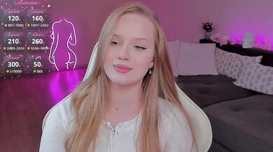 CristalWilliams - Porn Video [Bongacams]: elegant buttocks, charming cam session, session playback