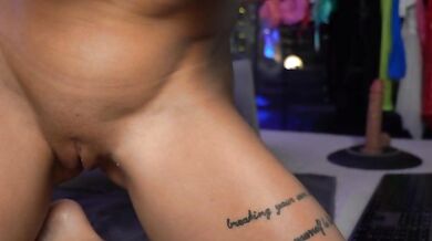 JayJayPink - Porn Video [Bongacams]: heavenly allure, mesmerizing hips, prostitute