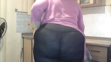 LilyTanya - Porn Video [Bongacams]: internet video, seductive pleasure, mesmerizing orbs