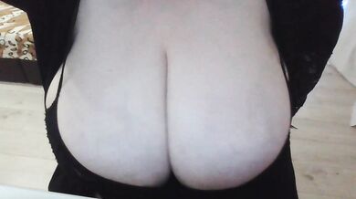 Natalya81 - Porn Video [Bongacams]: recording, radiant ass, engaging host