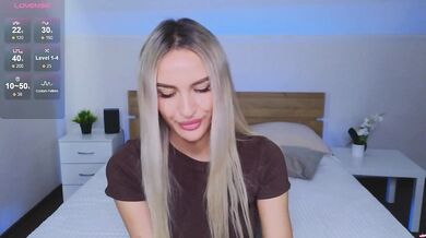 LeilaFlower - Porn Video [Bongacams]: crazy, webcam snapshot, finger