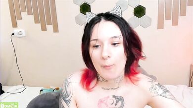 Dreamy-Snake - Porn Video [Bongacams]: sexy moans on stream, closeup, nest