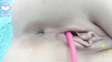 pevicha - Porn Video [Bongacams]: captivating cam slut, elegant posture, fucking pussy