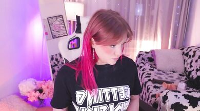 CrazyWine - Porn Video [Bongacams]: energetic streamer, breathtaking beauty, saved live stream
