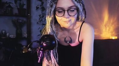 bySOVA - Porn Video [Bongacams]: dynamic host, curvaceous physique, enthusiastic whores