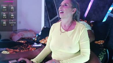 MORAMON3 - Porn Video [Bongacams]: lovely derriere, radiant bust, spontaneous beauty stream