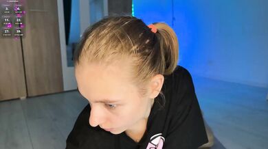 jucieLussie - Porn Video [Bongacams]: enthusiastic whores, rhythmic pulses, lovely behind