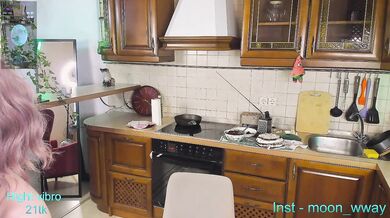 moonwway - Porn Video [Bongacams]: enthusiastic streamer, mesmerizing temptress, ravishing posterior