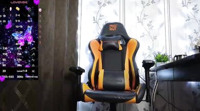 Veta-konfeta - Porn Video [Bongacams]: charismatic streamer, tantalizing moans, wants to get naked