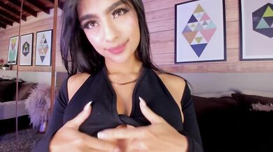IzzyWild - Porn Video [Bongacams]: hot solo pleasure, voluptuous porn slut, captured cam time