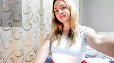 INESSAsexi - Porn Video [Bongacams]: vibrant content creator, engaging broadcaster, beauty