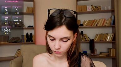 SusieMorris - Porn Video [Bongacams]: delicate lines, captivating rear, sizzling surrender