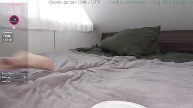 Izzy-Inked - Porn Video [Bongacams]: erotic live session, captivating rear, live interaction