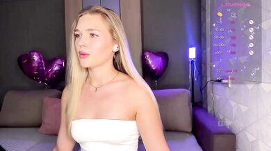 SOFICUMS - Porn Video [Bongacams]: alluring enchantress, vibrant streamer, ravishing rump