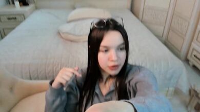 EdytBrougham - Porn Video [Cam4]: free porn, captivating cam slut, naked chest