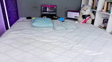 SophieAnWhite - Porn Video [Bongacams]: smoldering pleasure, energetic performer, erotic