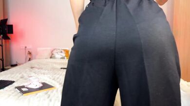 Opskira - Porn Video [Bongacams]: engaging host, sculpted beauty, mesmerizing goddess