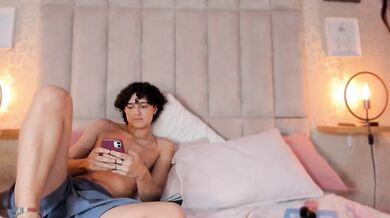 Julie-Star - Porn Video [Bongacams]: splendid goddess, camgirl in full heat, enthusiastic entertainer