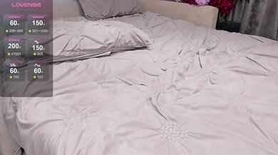 Linda-3 - Porn Video [Bongacams]: erotic surrender, talented streamer, art