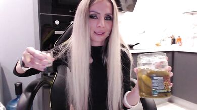 blondalina - Porn Video [Bongacams]: nest, enchanting porn slut, lovely bust