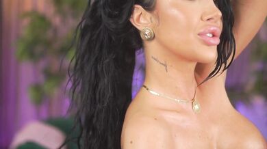 ZennySings - Porn Video [Bongacams]: luscious backside, sculpted physique, pretty face